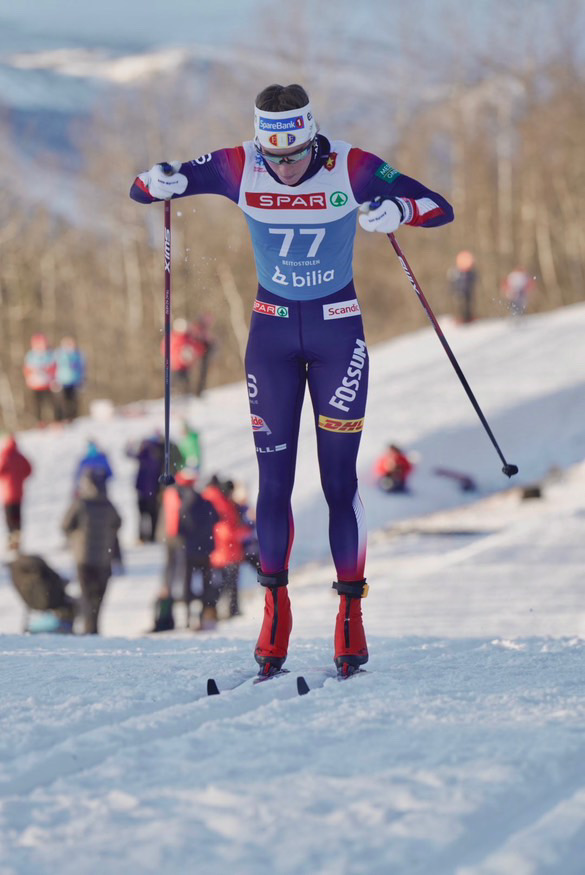 KRISTIN AUSTGULEN FOSNÆS – Bull Aktiv